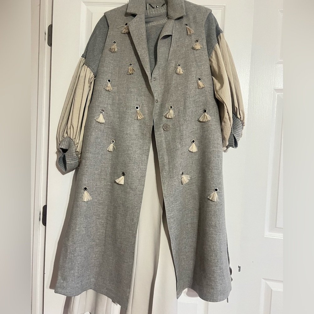 Dorothee Schumacher Virgin Wool Vest
Designer side 2 = us size (4-6) M